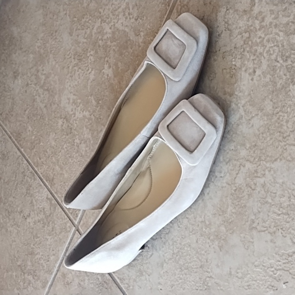 Suede flats size 8M made in Brazil